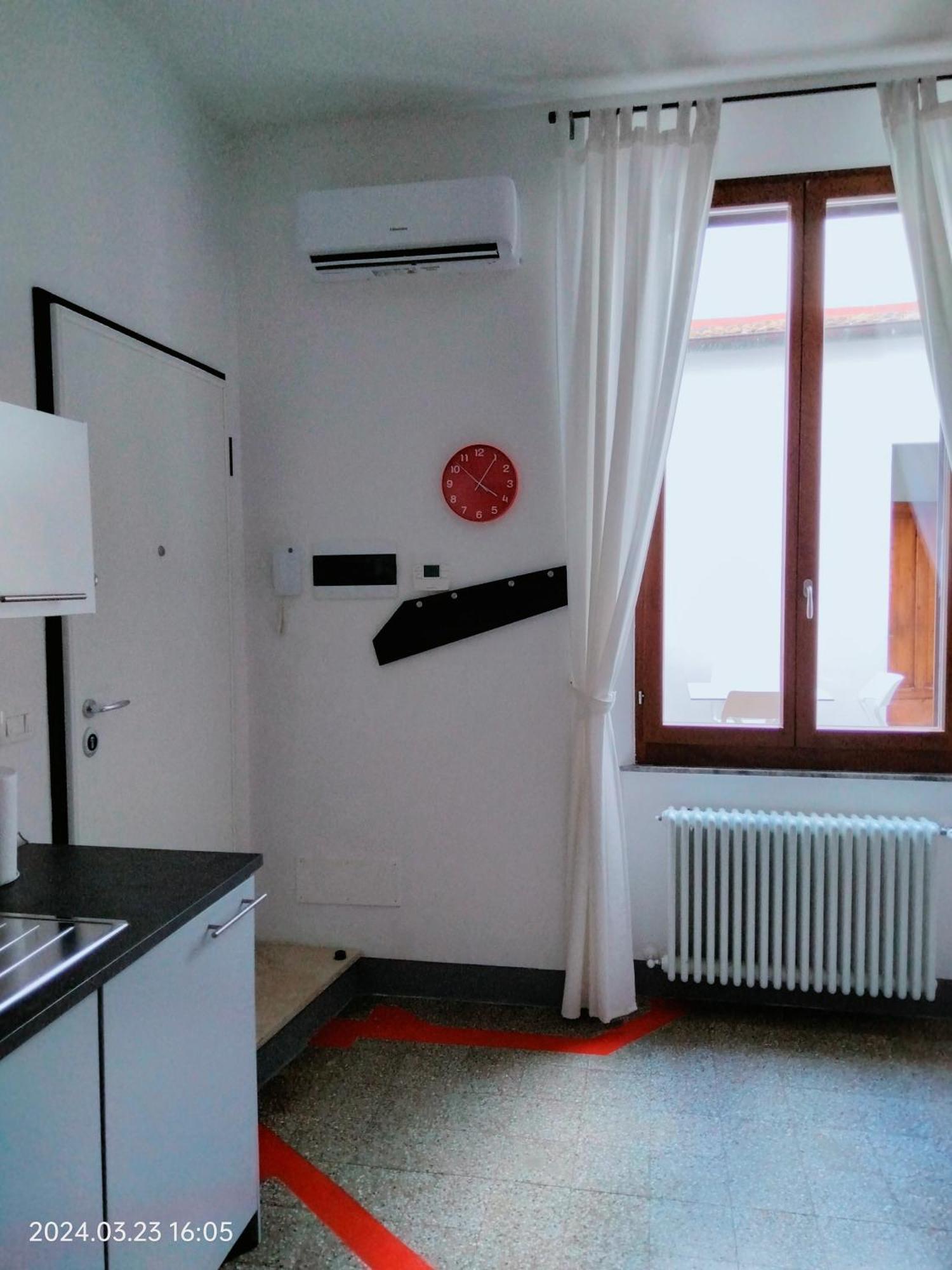 Piazza Arnolfo 1932 Apartment Colle Val D'Elsa Bagian luar foto