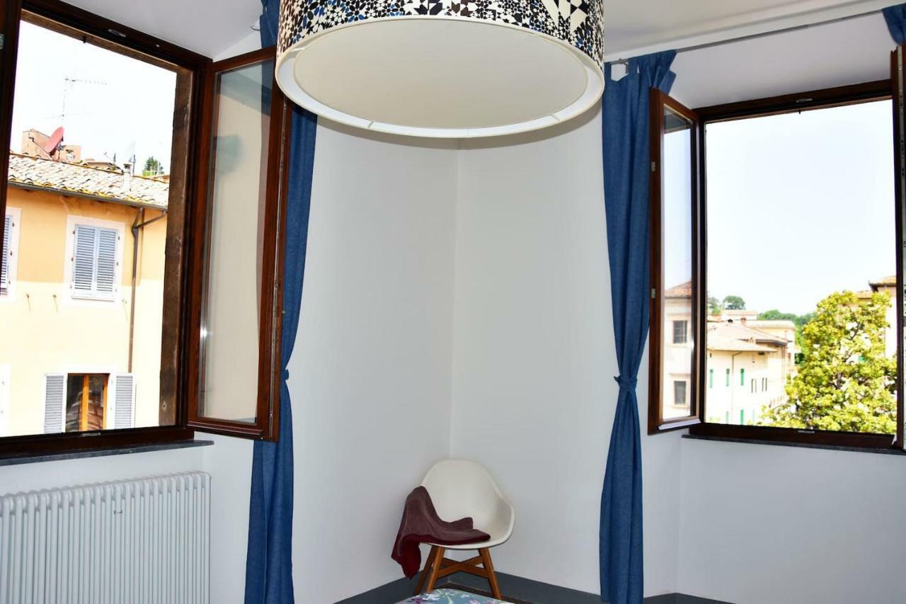 Piazza Arnolfo 1932 Apartment Colle Val D'Elsa Bagian luar foto