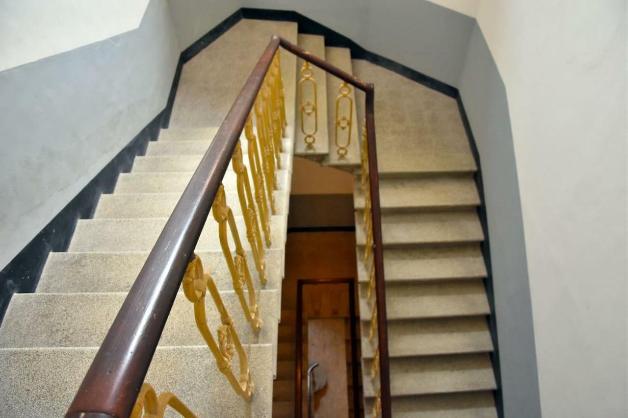 Piazza Arnolfo 1932 Apartment Colle Val D'Elsa Bagian luar foto